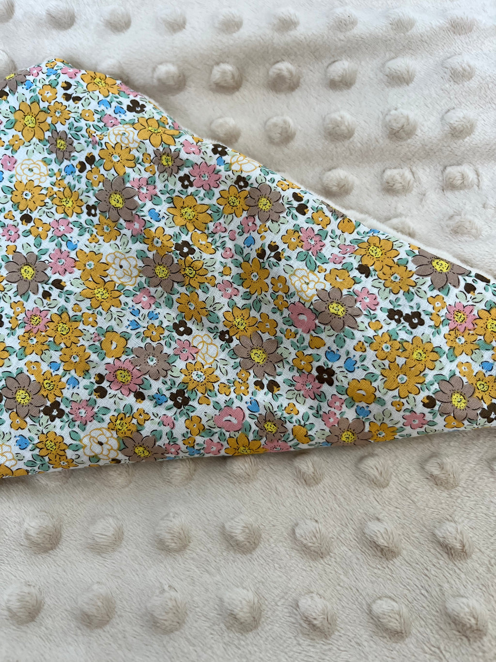 Couverture bébé fleuri