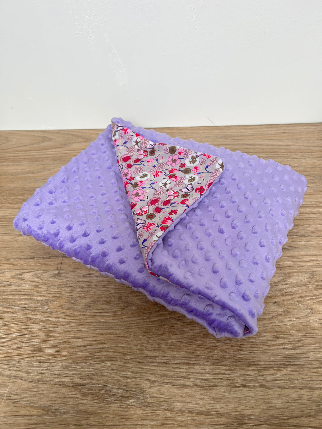 Couverture bébé lila