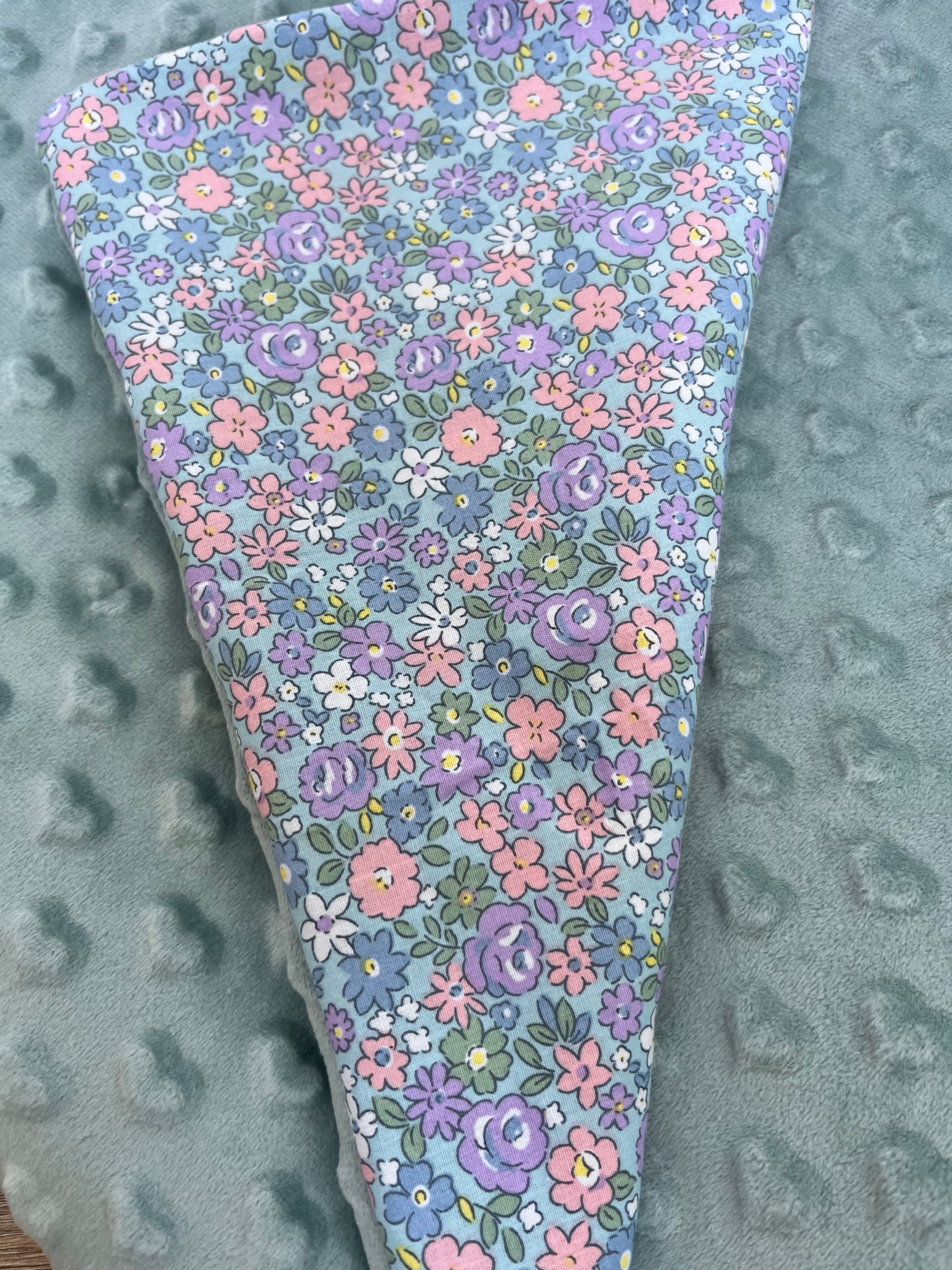 Couverture bébé fleuri