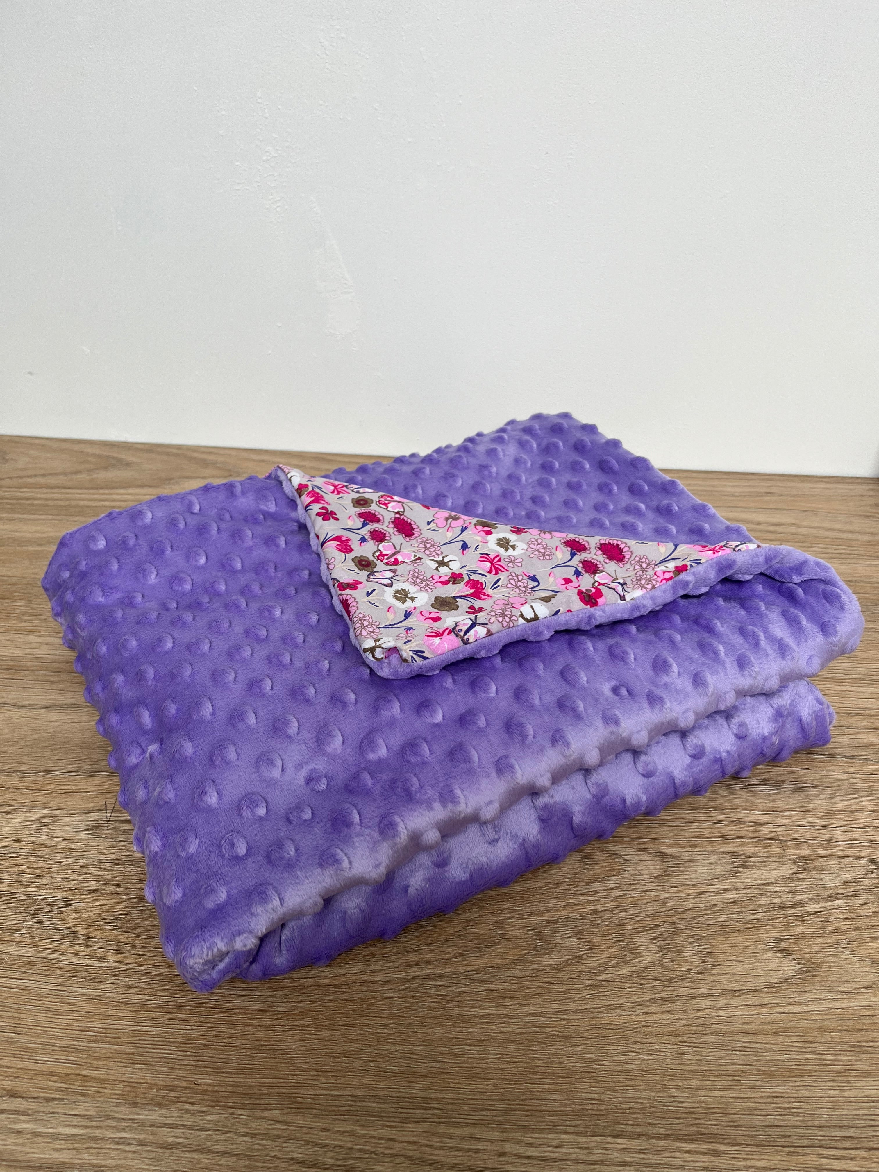 Couverture bébé lila