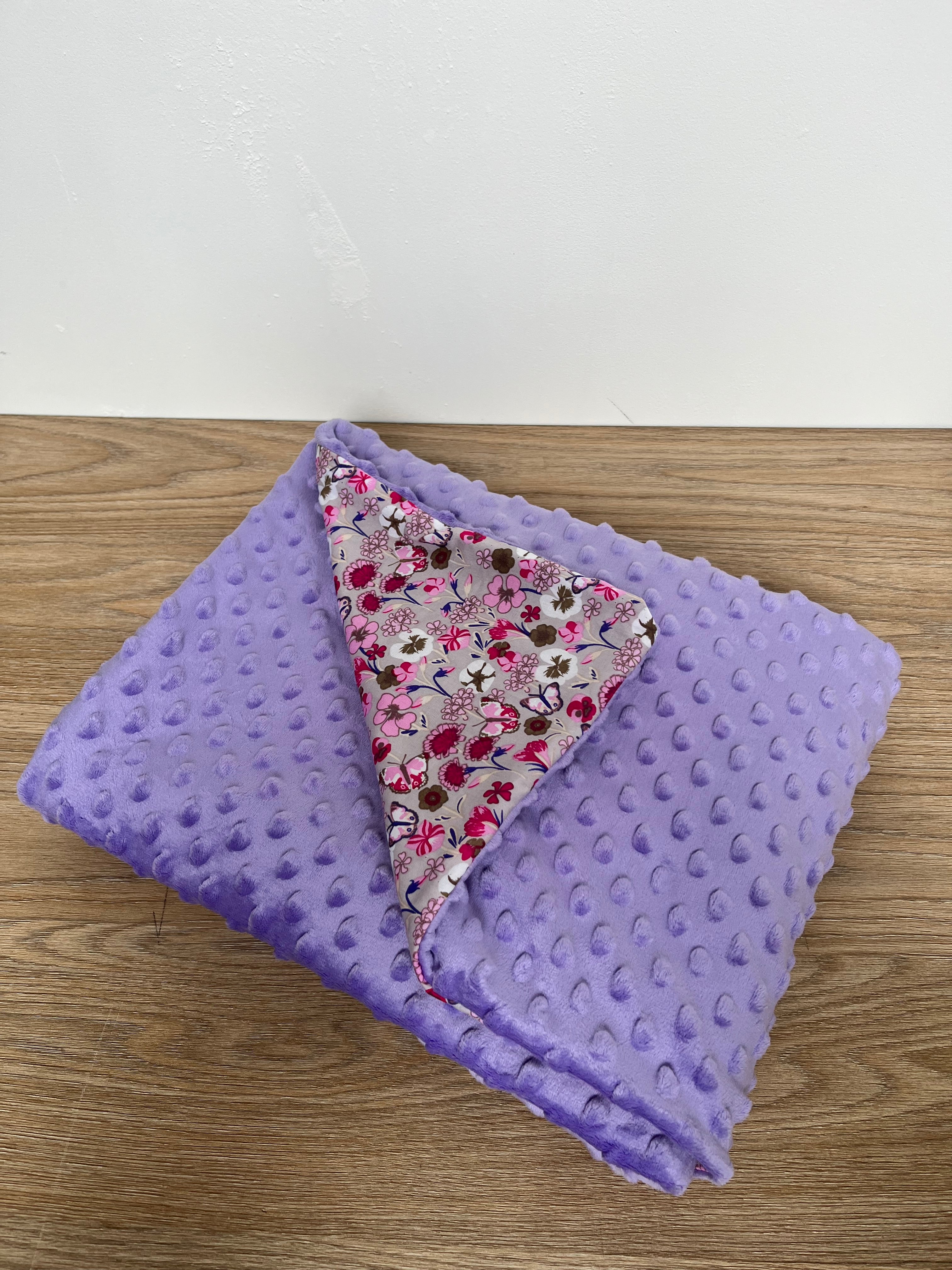 Couverture bébé lila